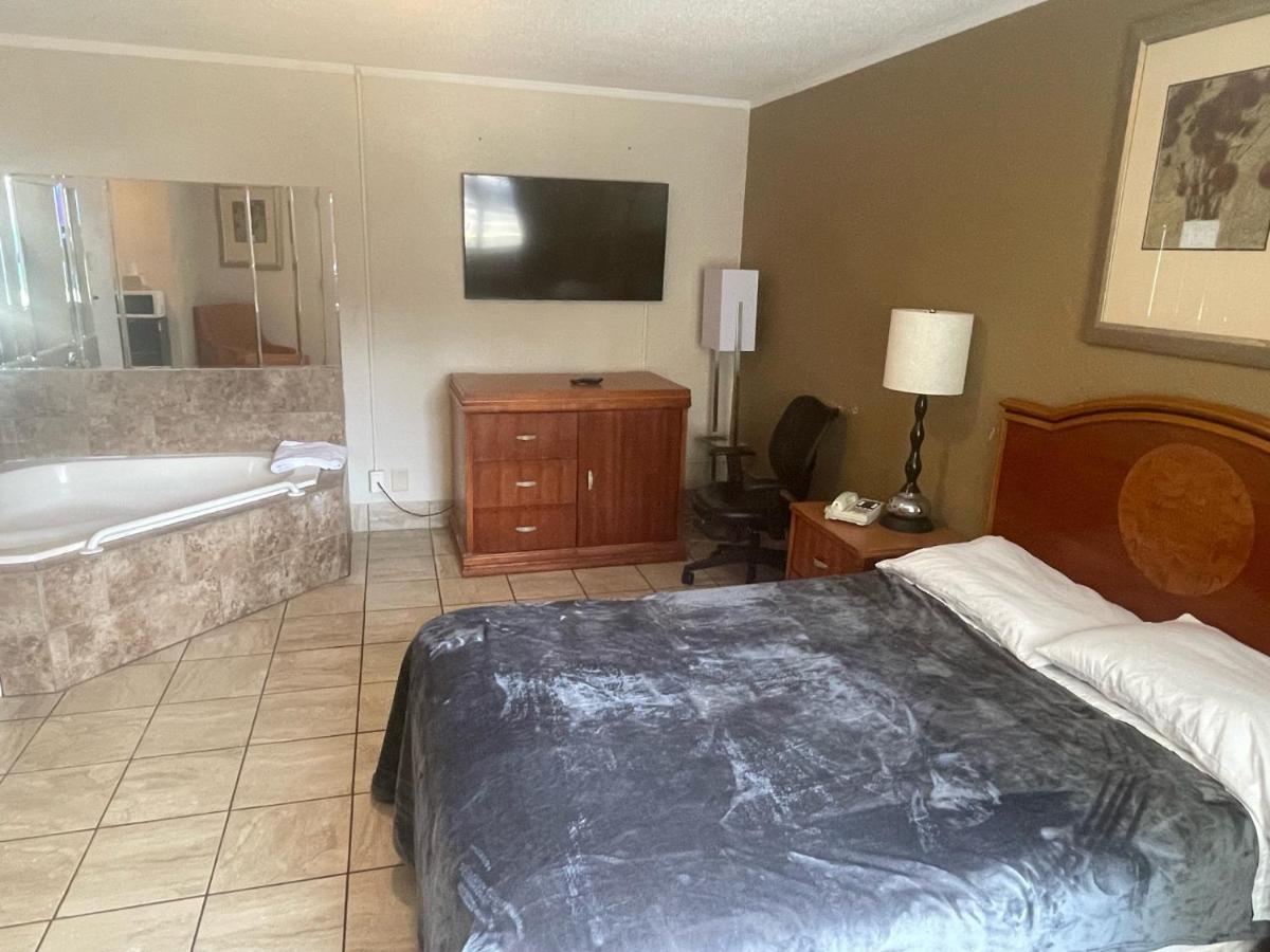 Budgetel Inn And Suites - לואיוויל מראה חיצוני תמונה
