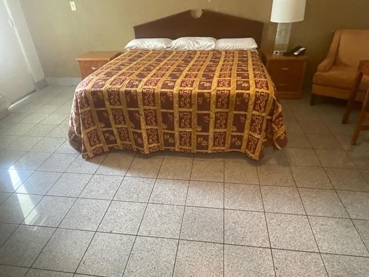 Budgetel Inn And Suites - לואיוויל מראה חיצוני תמונה